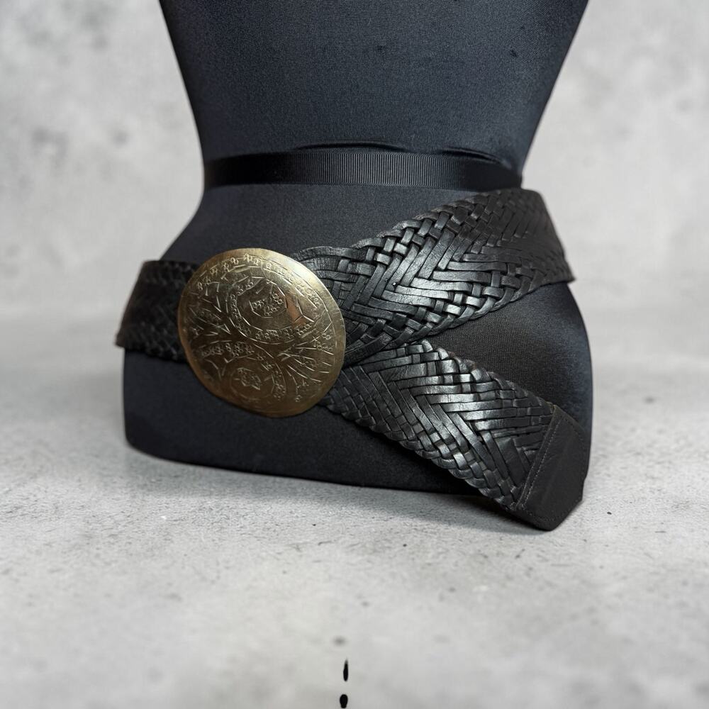 Vintage Wide Black Woven Leather Belt Gold Medallion Buckle Boho Western  M/L - Picture 9 of 9